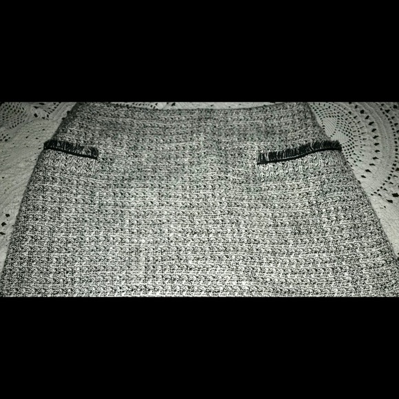 Rachel Zoe tweed-like mini skirt - Picture 2 of 5